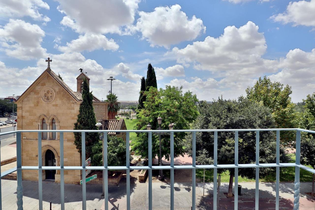 דירות קורדובה Duplex Con Vistas A La Catedral Y El Rio, Parking Free מראה חיצוני תמונה